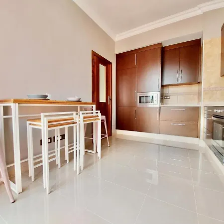 Aromas Attic * 拉克鲁斯