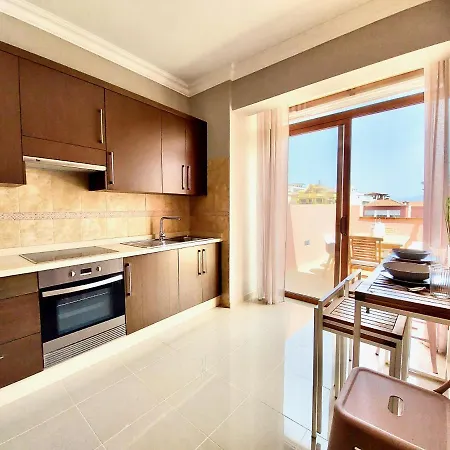 Aromas Attic * 拉克鲁斯